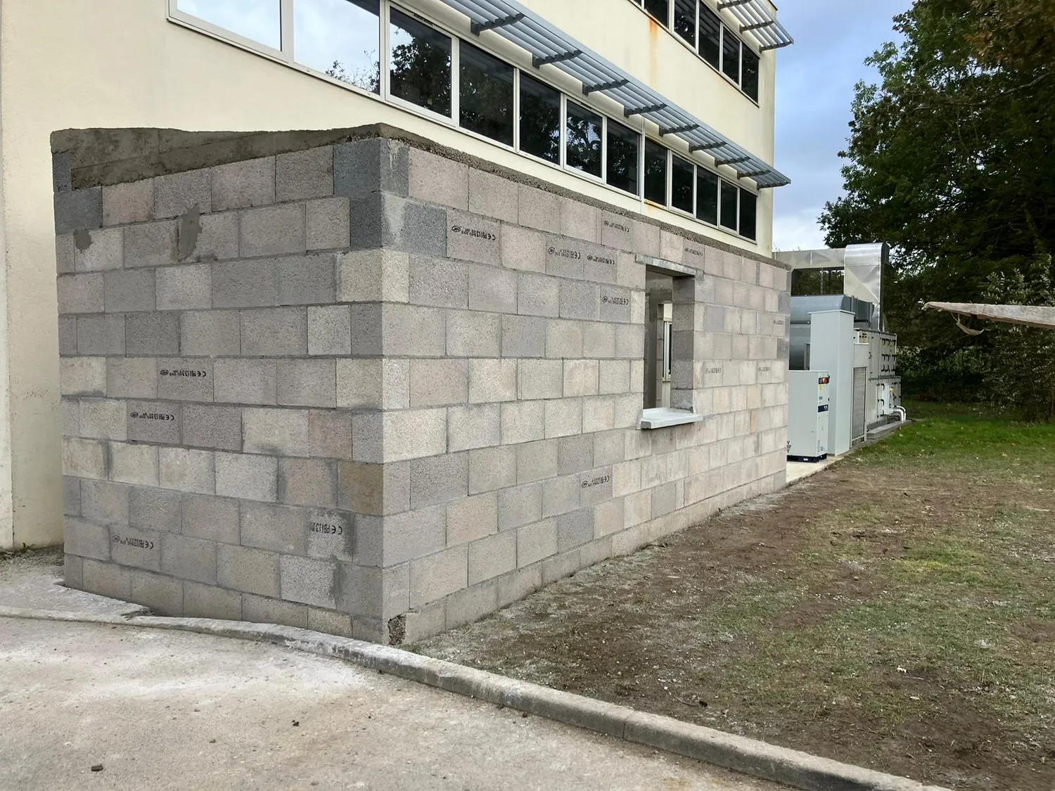 extension maison tinteniac